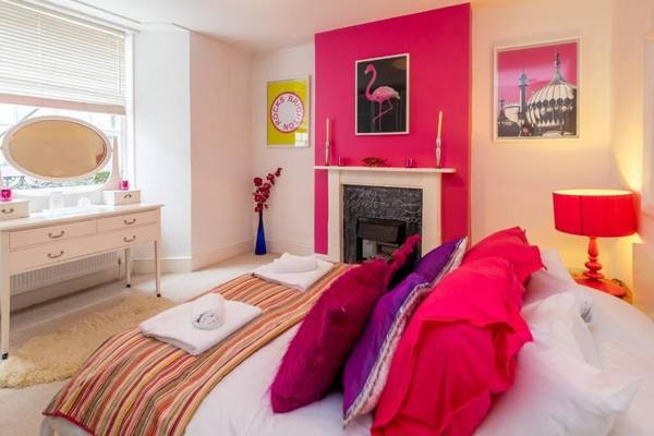 Quirky cute bright & bold apartment with terrace