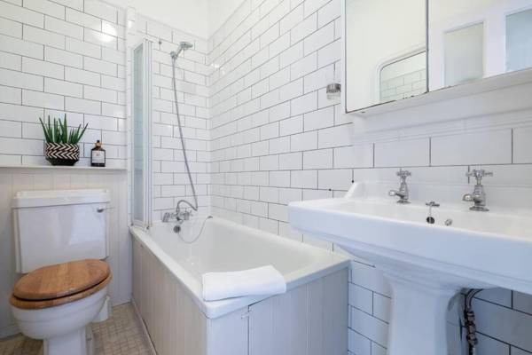 The Perfect One Bedroom Apartment!