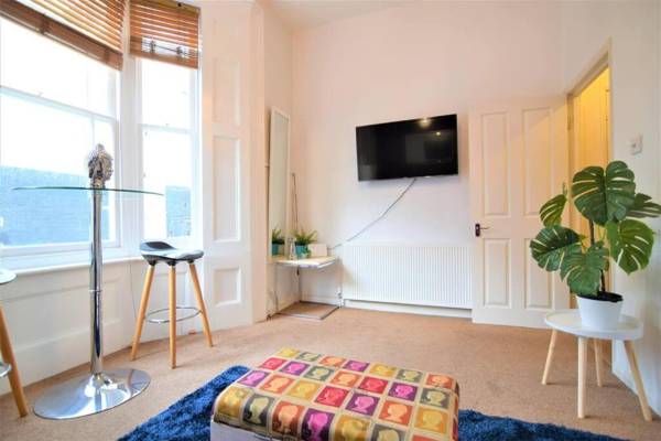 Free parking next to Brighton seafront