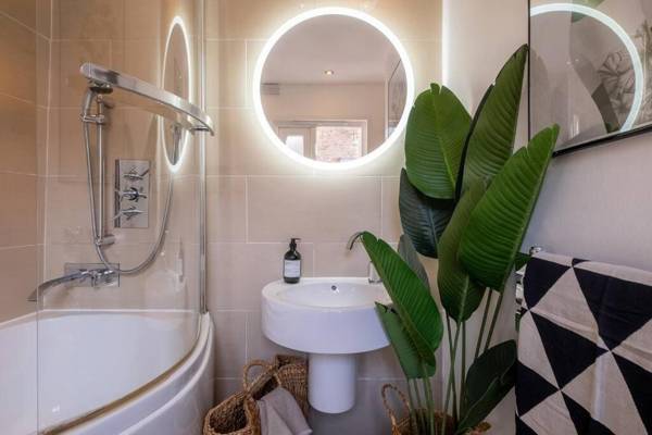 Gorgeous beach house with spiral stairs & terrace