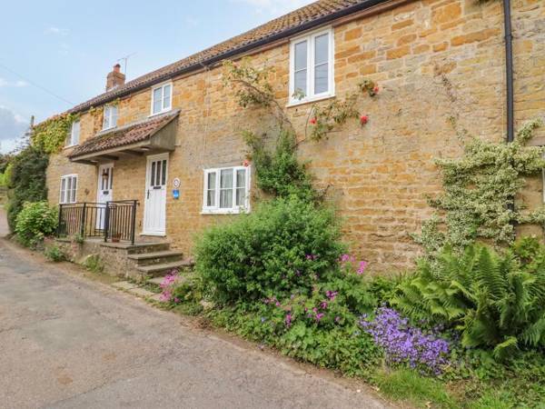 Pippins Loders BRIDPORT