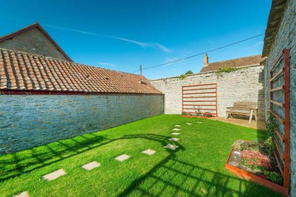 Cossington Park Cottage