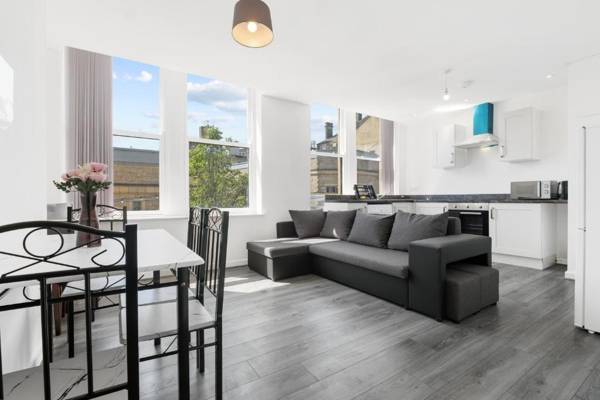 Stay Smiling- Bradford City Centre