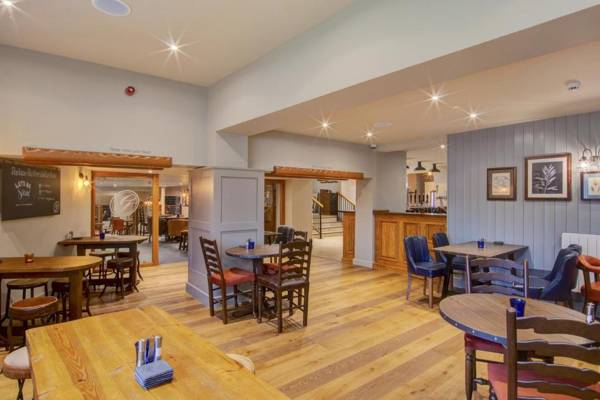 OYO The Gissons Hotel