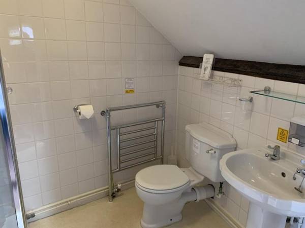 The Cromwell Arms Inn