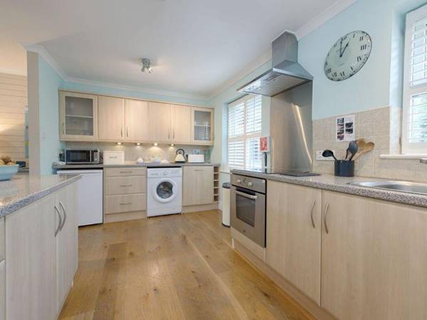 Grandpa Dicksons Little Petherick