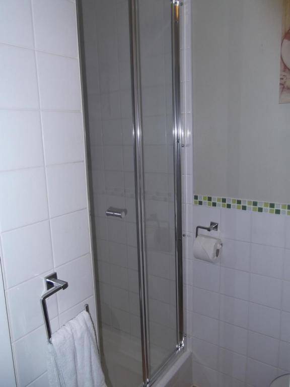 J's Mayfair Guest House