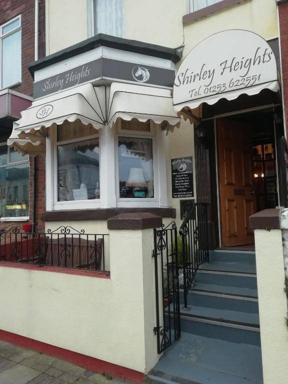 Shirley Heights Hotel