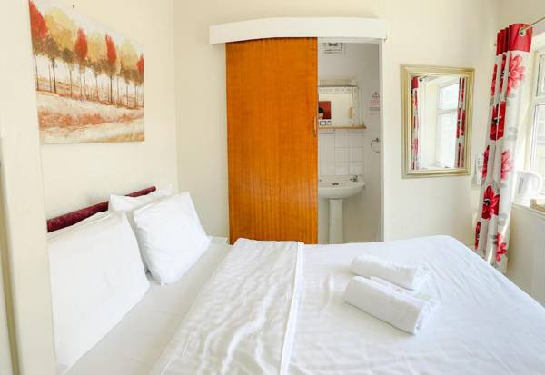 The Chimes on the Sea