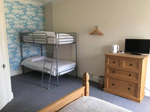 Camelot Seafront Hotel