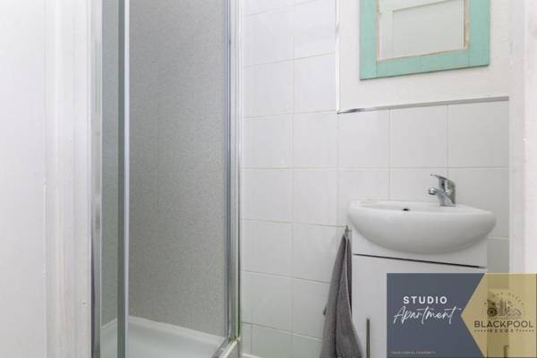 Reads Court Holiday Apartments - Blackpool Resort Collection