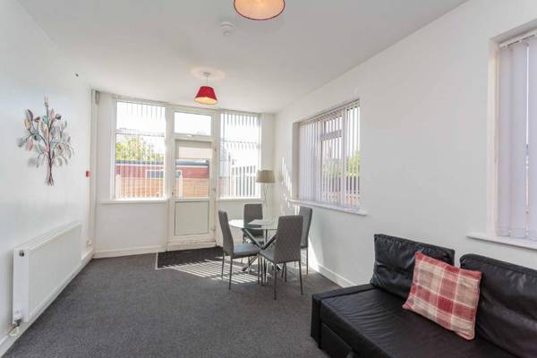 Cherry Property - Mulberry Suite