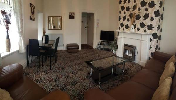 Norwyn Court Holiday Apartments