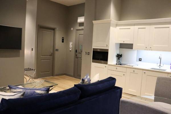 No.8 Waterloo Street