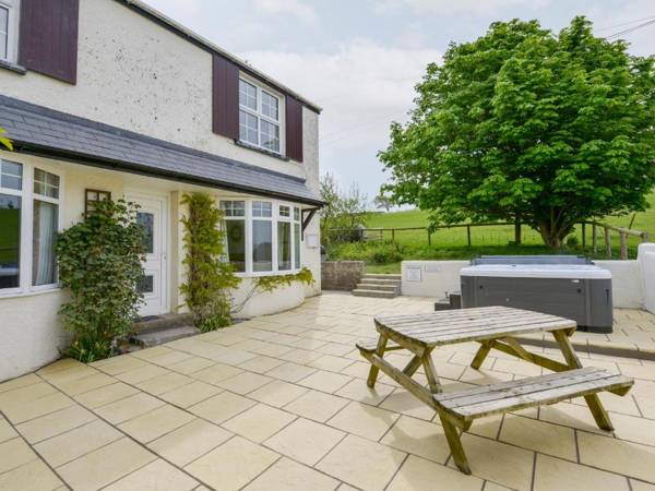 Pillhead Cottage Old Barnstaple Road