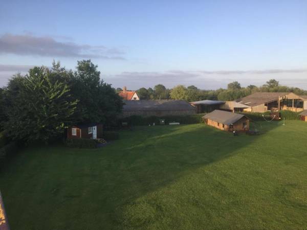 Dawn Chorus Holidays