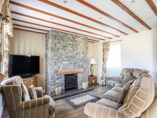 Tyn Towyn - Ty Gwyrdd