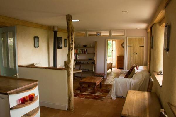 Pathways Beachwood Cottage