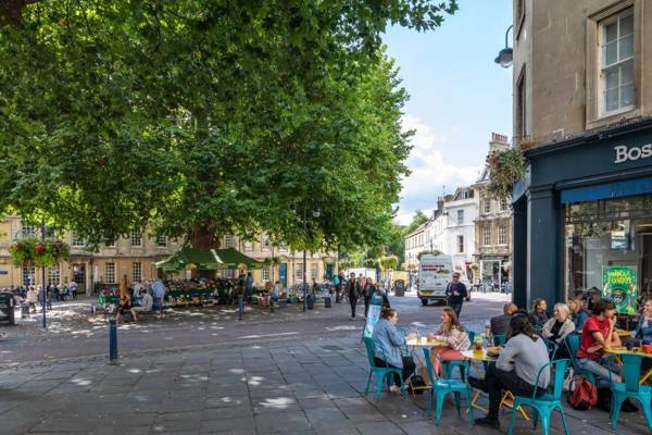 Dream Stays Bath - Kingsmead Street