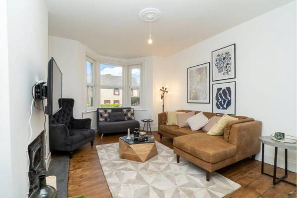 The Pulteney Escape - Bright 4BDR House