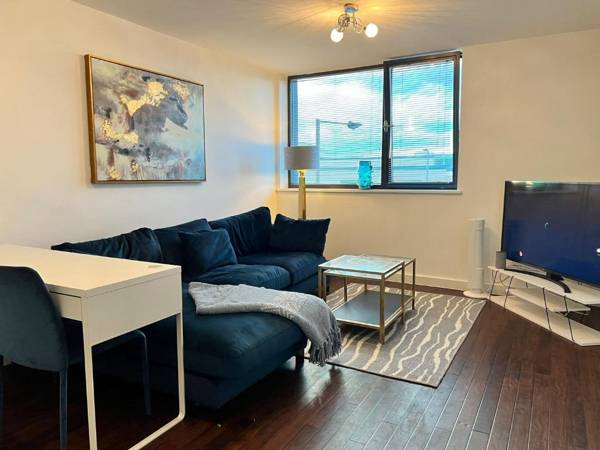 Stunning 2-Bed Apartment in Basildon