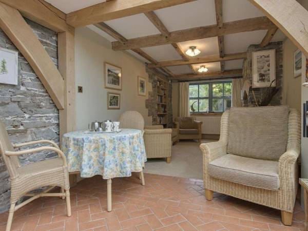 Pillars Heanton Punchardon