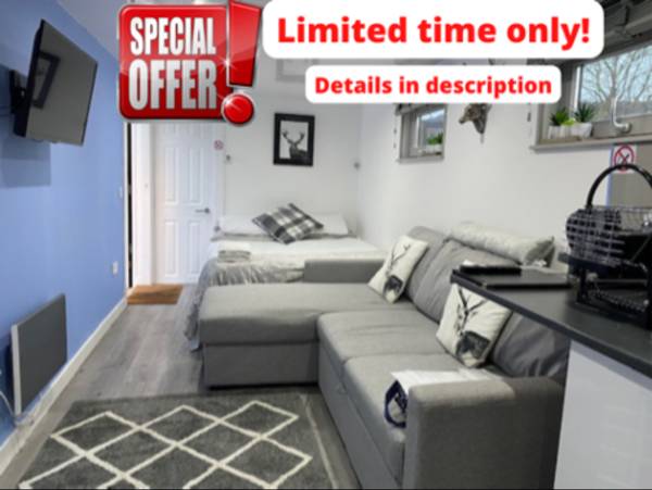 Hillside House & Lodge