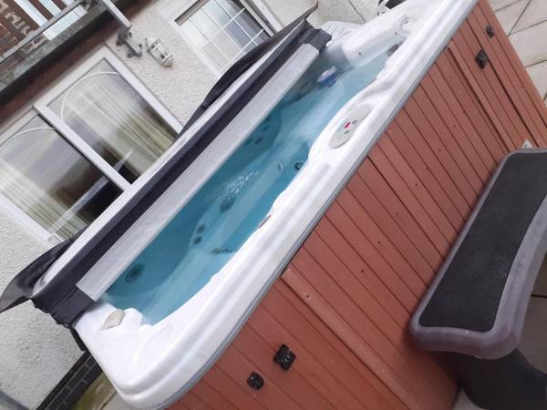 Bryncarnedd Farmhouse