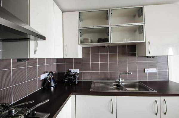 City Centre Orange Apartments - Portland Street