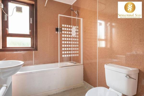 2 Bedroom Apt  Sensational Stay Serviced Accommodation Aberdeen- Middlefield Place