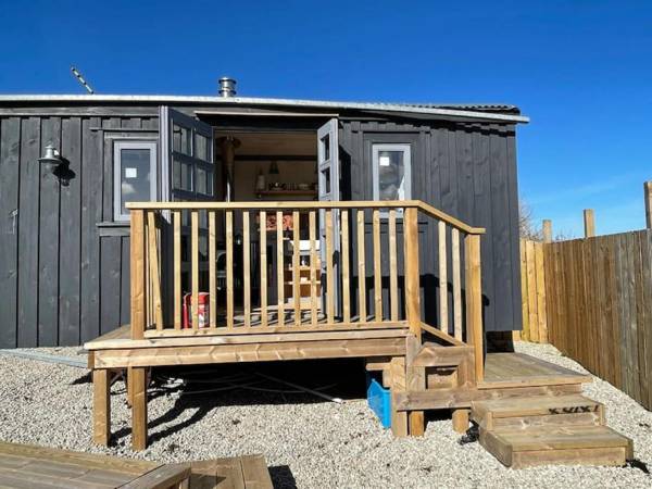 Hidden Hut Secluded Shepherds Hut Titagel