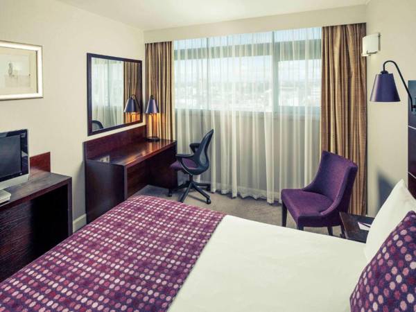 Workspace - Mercure Manchester Piccadilly Hotel