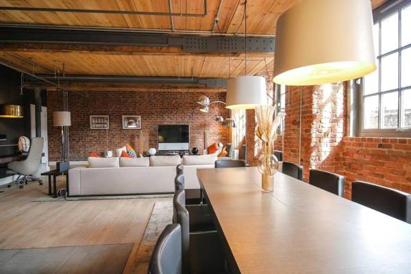 Workspace - Milano Luxe by Jacksonheim Residences