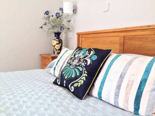 Arch House Bed & Breakfast