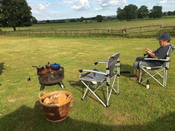 The Swallows glamping