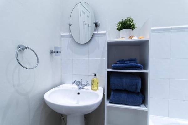 West Highland Apartments - The Nevis