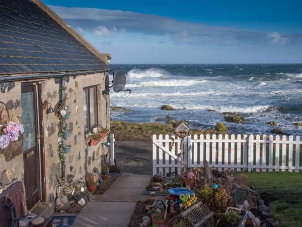 Pew with a View - Seafront Cottages