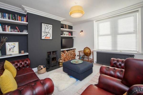 Modern and Chic 2BD in Bristol