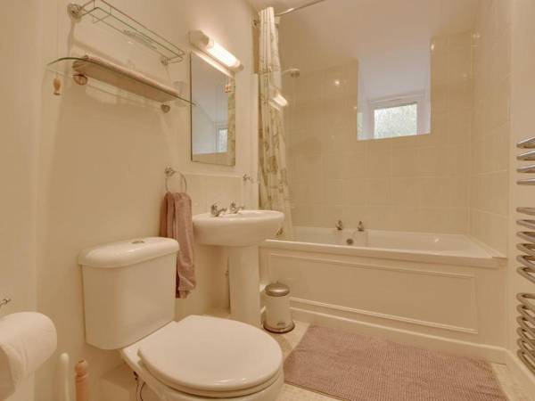 Lew Quarry Cottage Lewdown