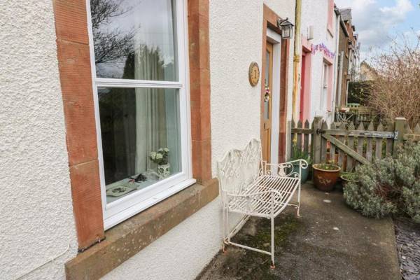 1 Blinkbonny Cottages