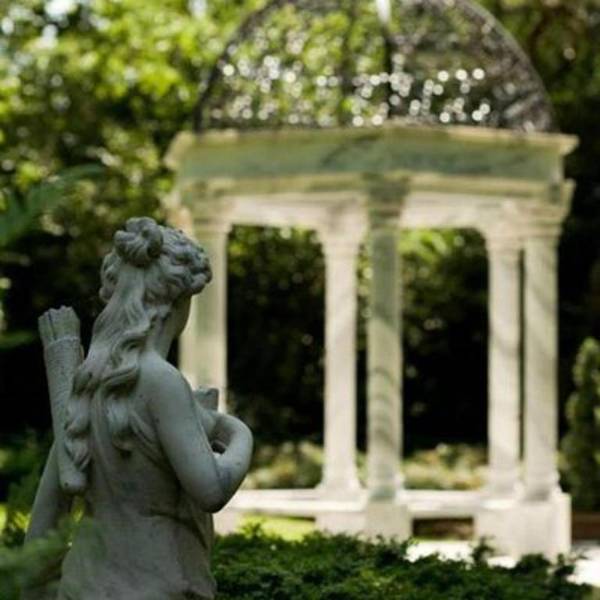 Breathtaking Elizabethan Manor House