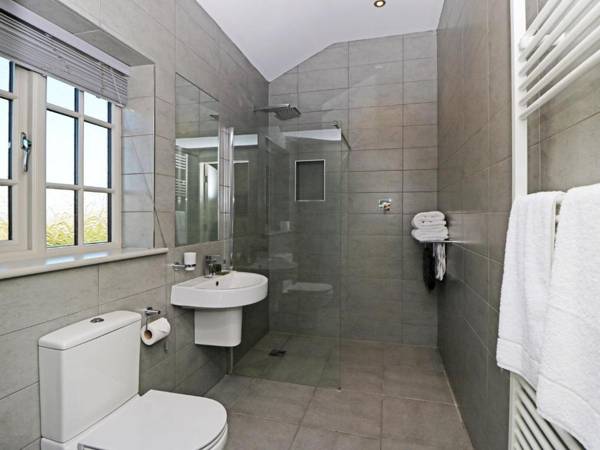 Plum and Partridge Husthwaite