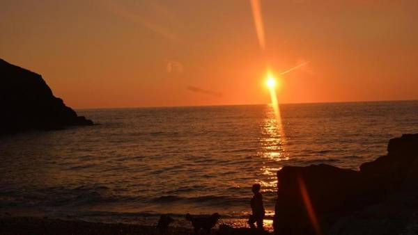 West Wales With Sea View And HotTub