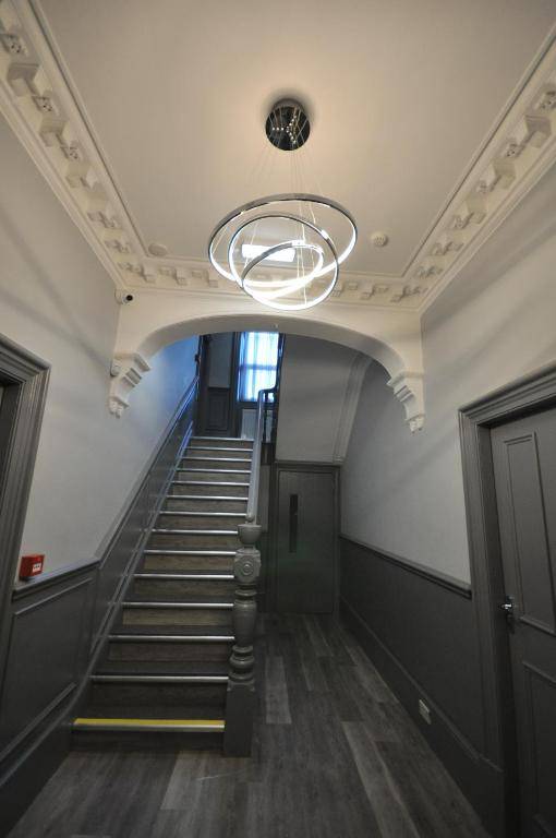 Bentinck Apartments