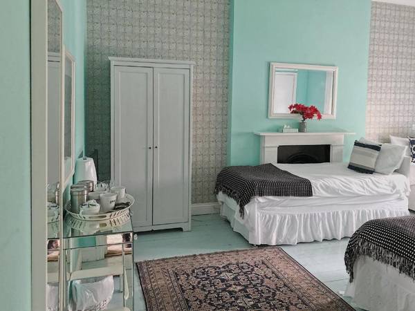 Caspian Hotel