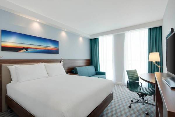 Workspace - Hampton By Hilton London Stansted Airport