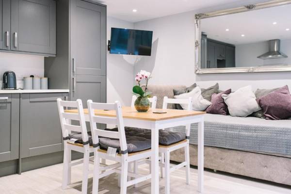 Garfield Guest House