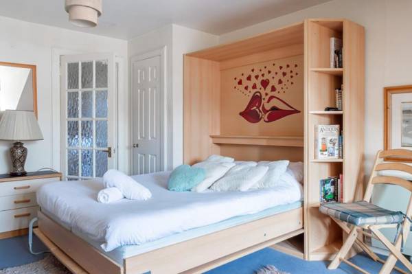 Tony Asga - Tony's Apartment HEART OF EDINBURGH CITY CENTRE