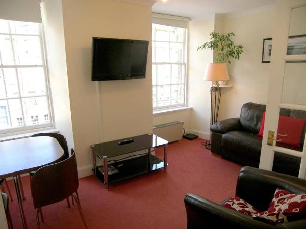 Royal Mile Edinburgh - 2 Bedroom Apartment