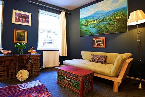 ALTIDO Bohemian Writers Retreat in Heart of The Old Town